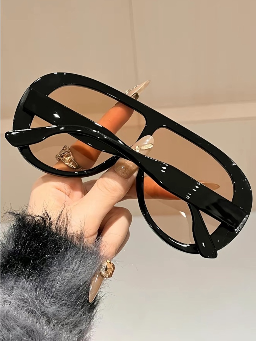Black Oversized Trendy UNISEX Sunglasses